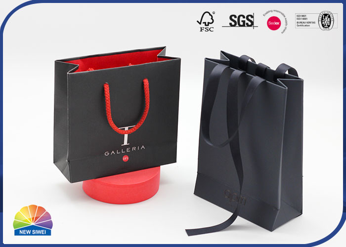 190gsm Specialty Paper Shopping Bags 4C Printed With Twisted Handles